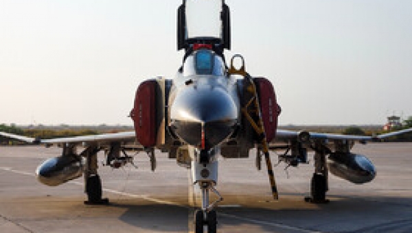 تمرین رژه مشترک نیروی هوایی سپاه وارتش (ویدئو)